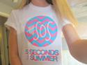 5SOS Five Seconds Of Summer Chevron Zig - Zag Whit