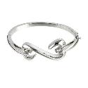 Open Hearts By Jane Seymour Diamond Heart Bangle